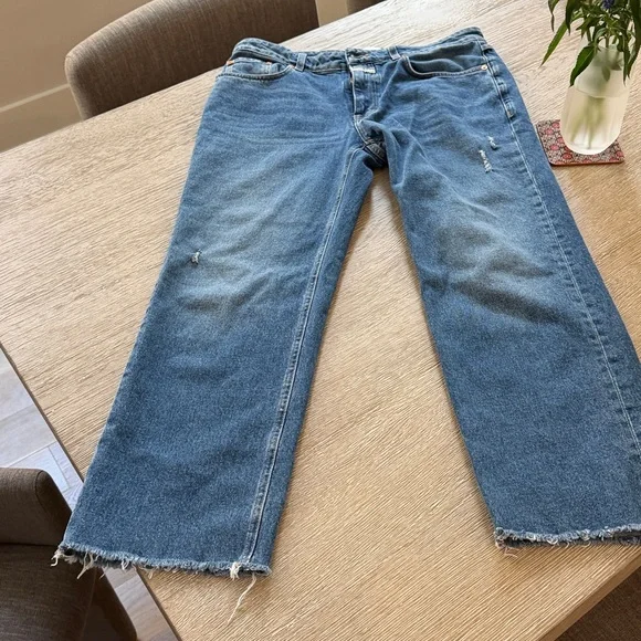NWOT closed straight jeans sz 29 $325 - Picture 2 of 4